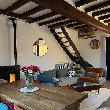 Holiday home Maison Avec Piscine Proche De Vichy *